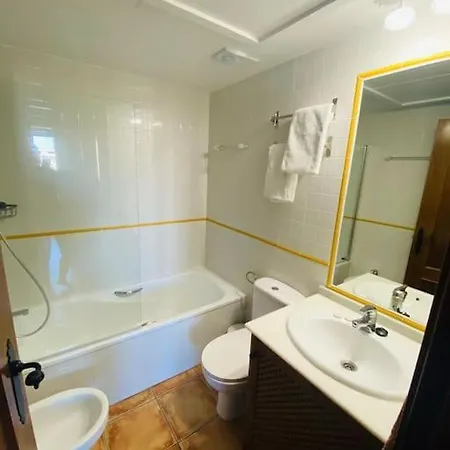 Casa De Flores Apartment *